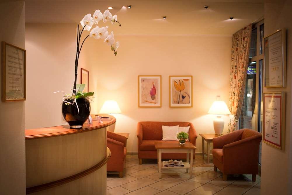 Hotel Borchers Целле Інтер'єр фото